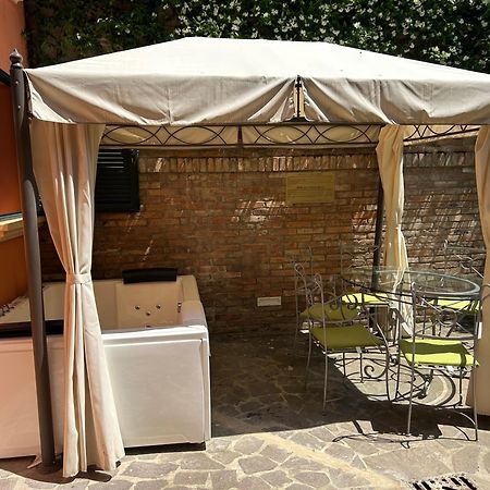 Isaia Garden -Private Garden Spa Bath Bolognarooms Exteriör bild